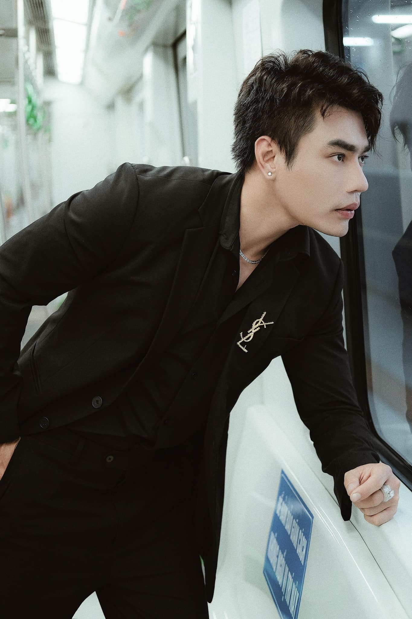 Lê Dương Bảo Lâm dạo này lạ quá: Đẹp trai 6 múi, còn được ví như Lee Min Ho - Ảnh 2