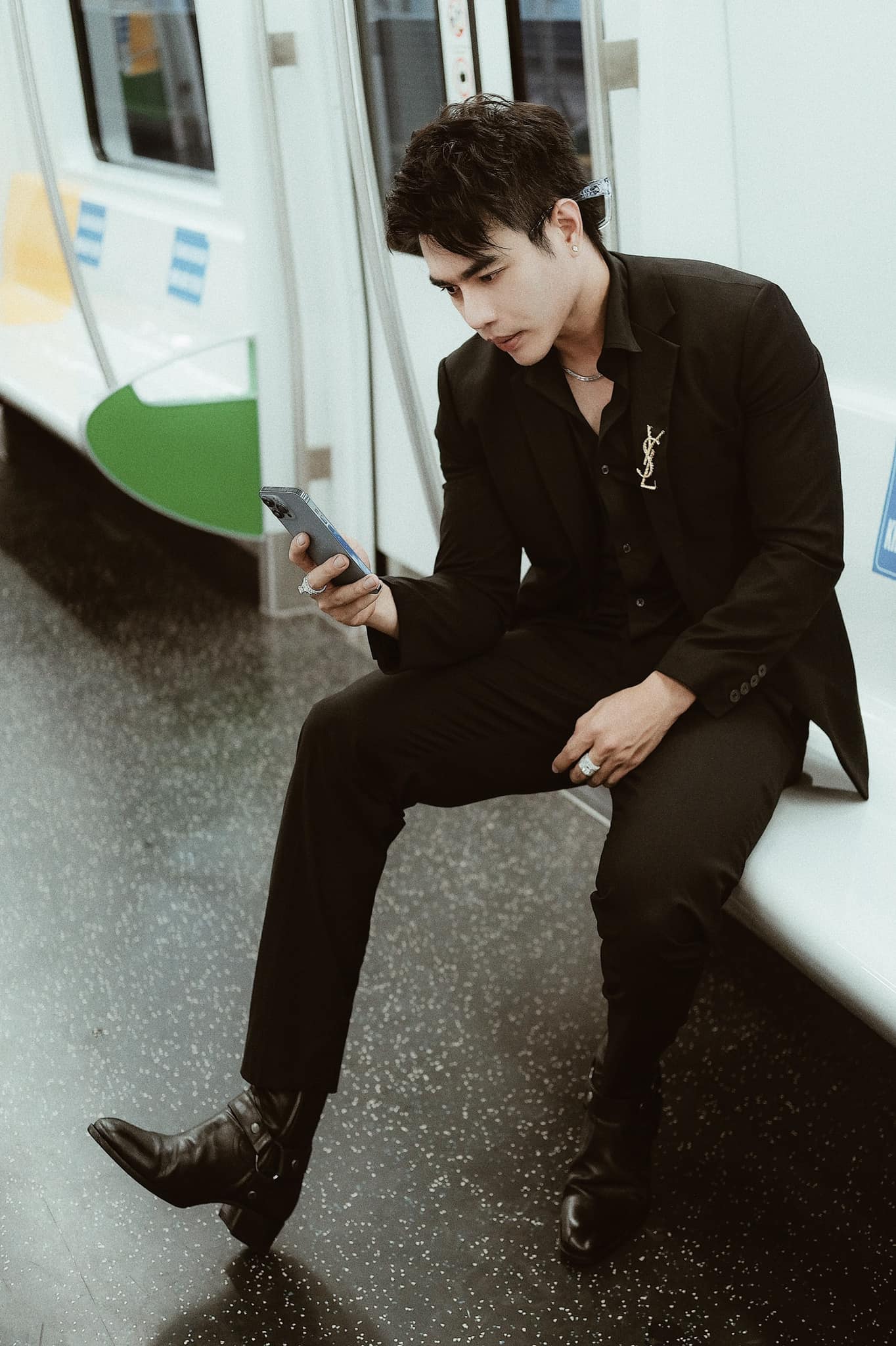 Lê Dương Bảo Lâm dạo này lạ quá: Đẹp trai 6 múi, còn được ví như Lee Min Ho - Ảnh 3