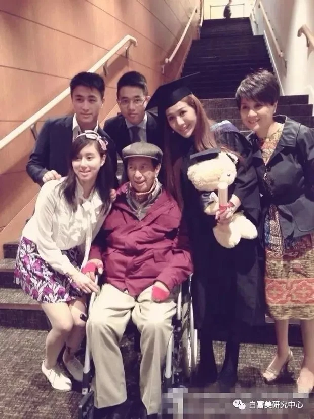 Ái nữ trùm sòng bạc Macau Hà Hồng Sân: Rich kid 