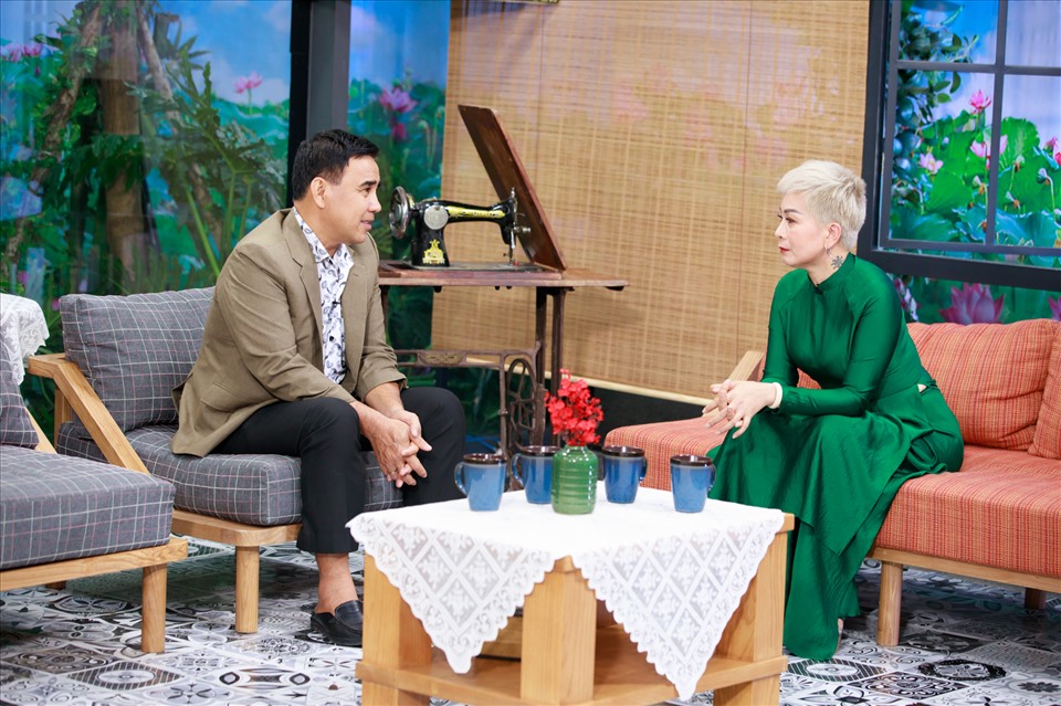 Mẹ chồng U60 rước nàng dâu 