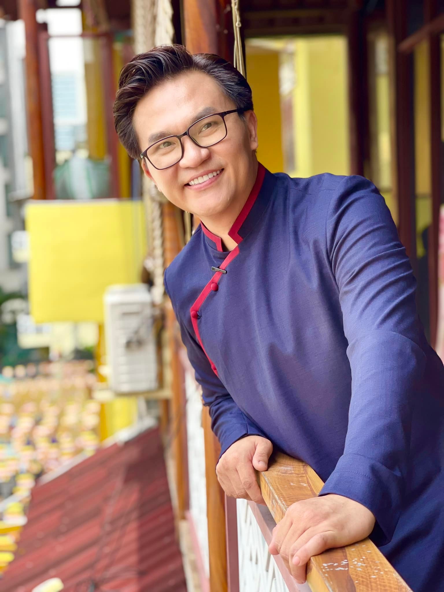 Đại Nghĩa là ai? Nam MC tài năng và mối quan hệ với 