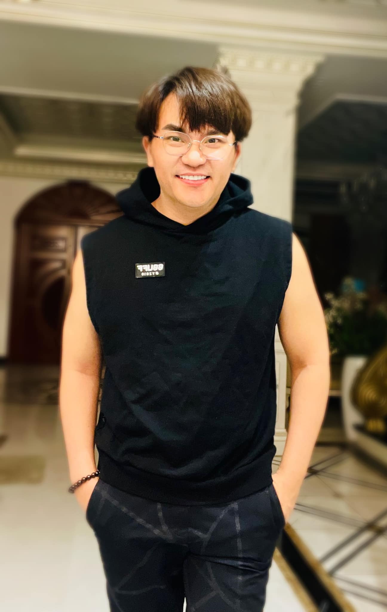 Đại Nghĩa là ai? Nam MC tài năng và mối quan hệ với 