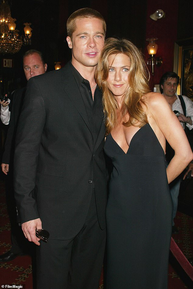 Jennifer Aniston từng rơi vào đường cùng khi ly hôn Brad Pitt vì bị 