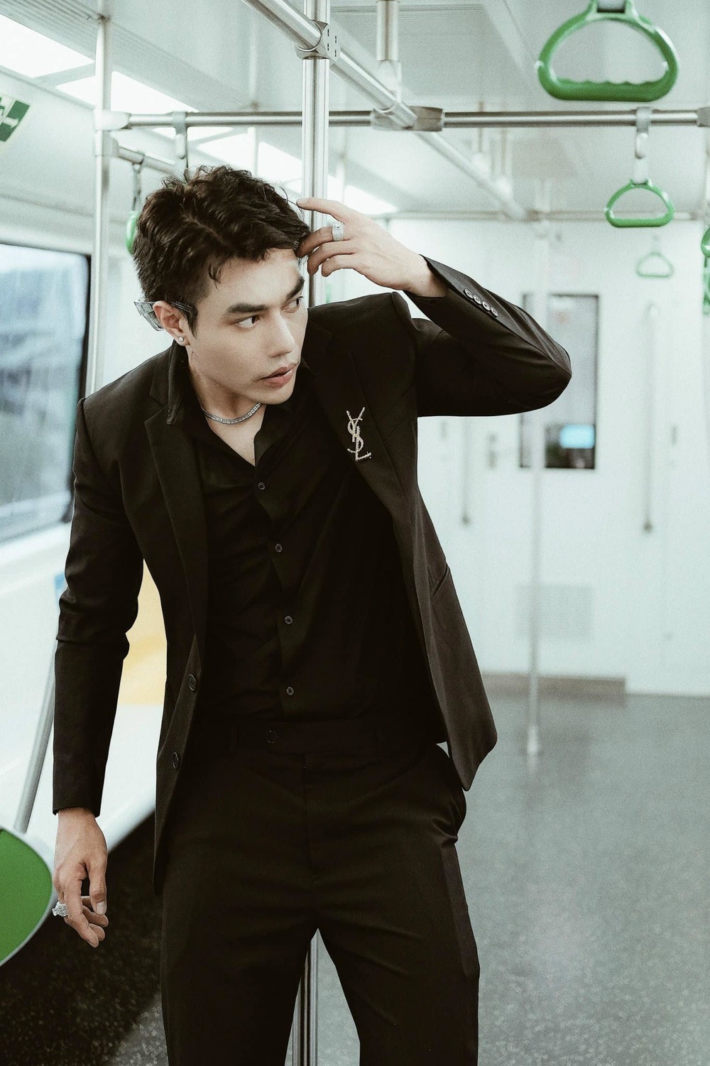 Lê Dương Bảo Lâm bất ngờ công khai loạt 