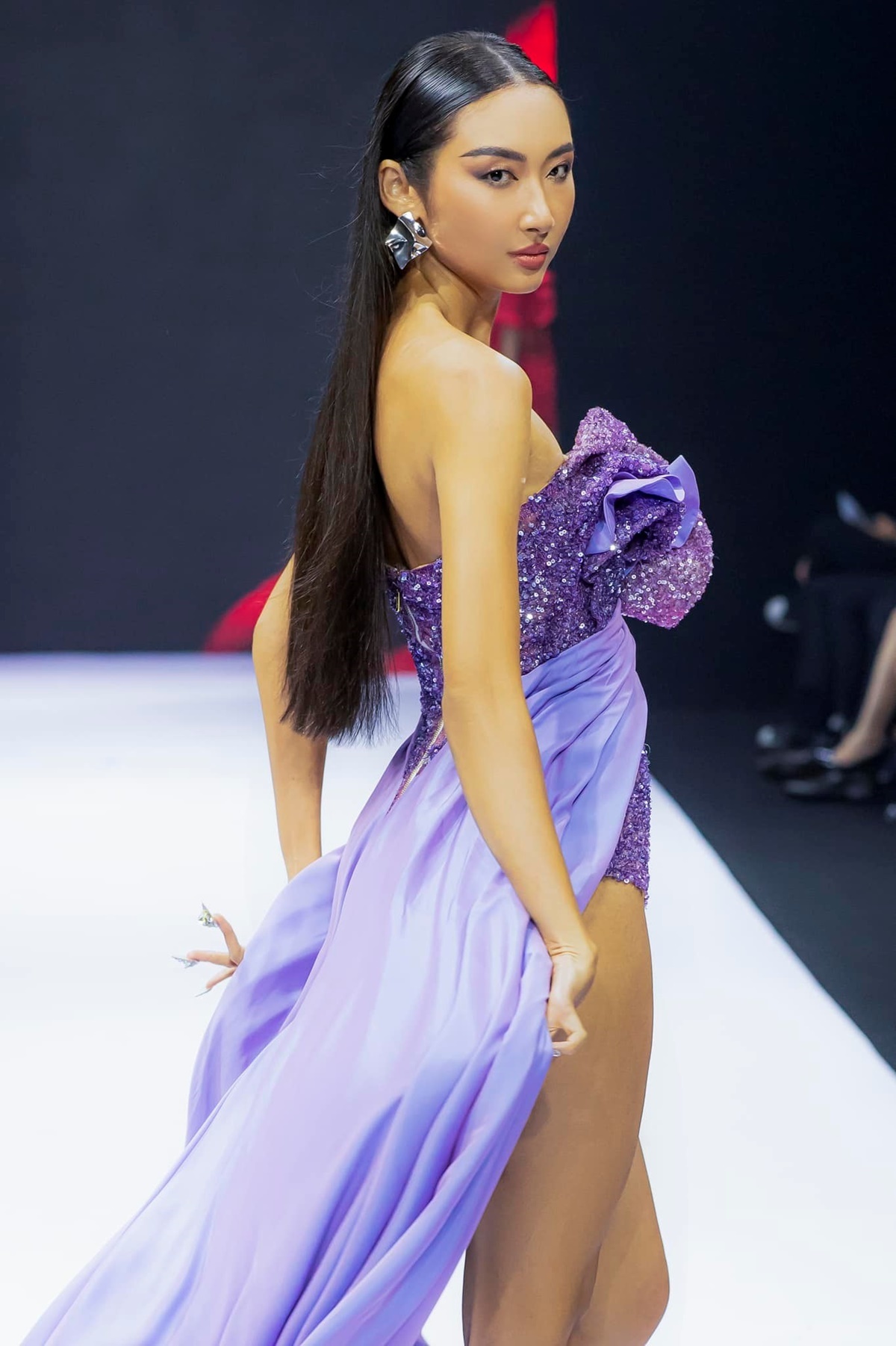 Nguyễn Thị Thanh Khoa: Từng bỏ học làm lao công, tham gia Hoa hậu Hoàn vũ Việt Nam 2022 ở tuổi U30 - Ảnh 4