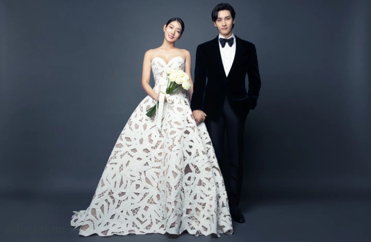 Park Shin Hye chính thức hạ sinh con trai đầu lòng với Choi Tae Joon - Ảnh 1