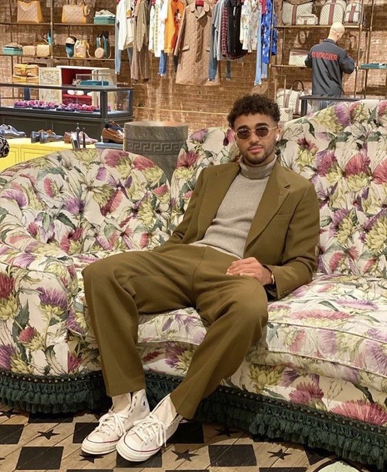 Tiền đạo Anh Dominic Calvert-Lewin: Tỏa sáng trên sân cỏ, sành điệu ở đời thường - Ảnh 2