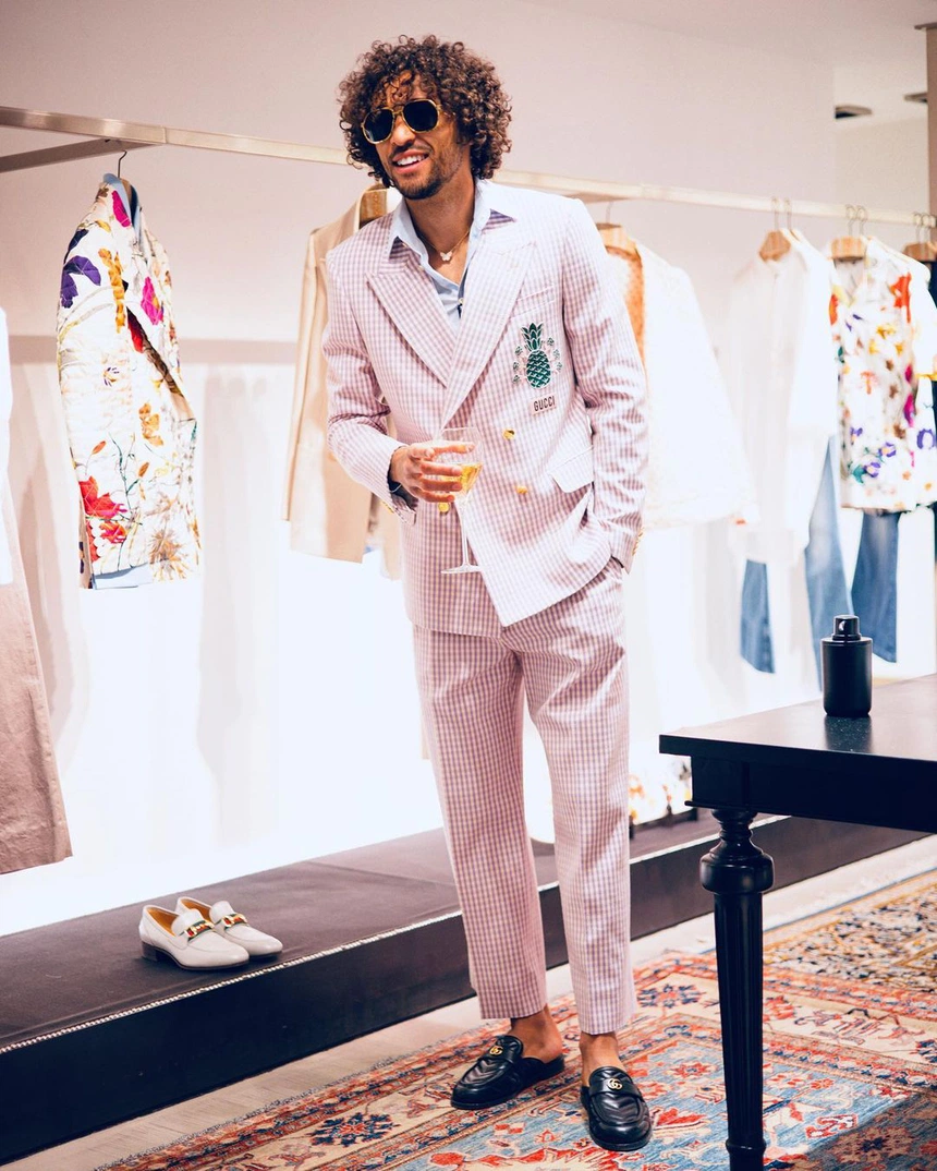 Tiền đạo Anh Dominic Calvert-Lewin: Tỏa sáng trên sân cỏ, sành điệu ở đời thường - Ảnh 1