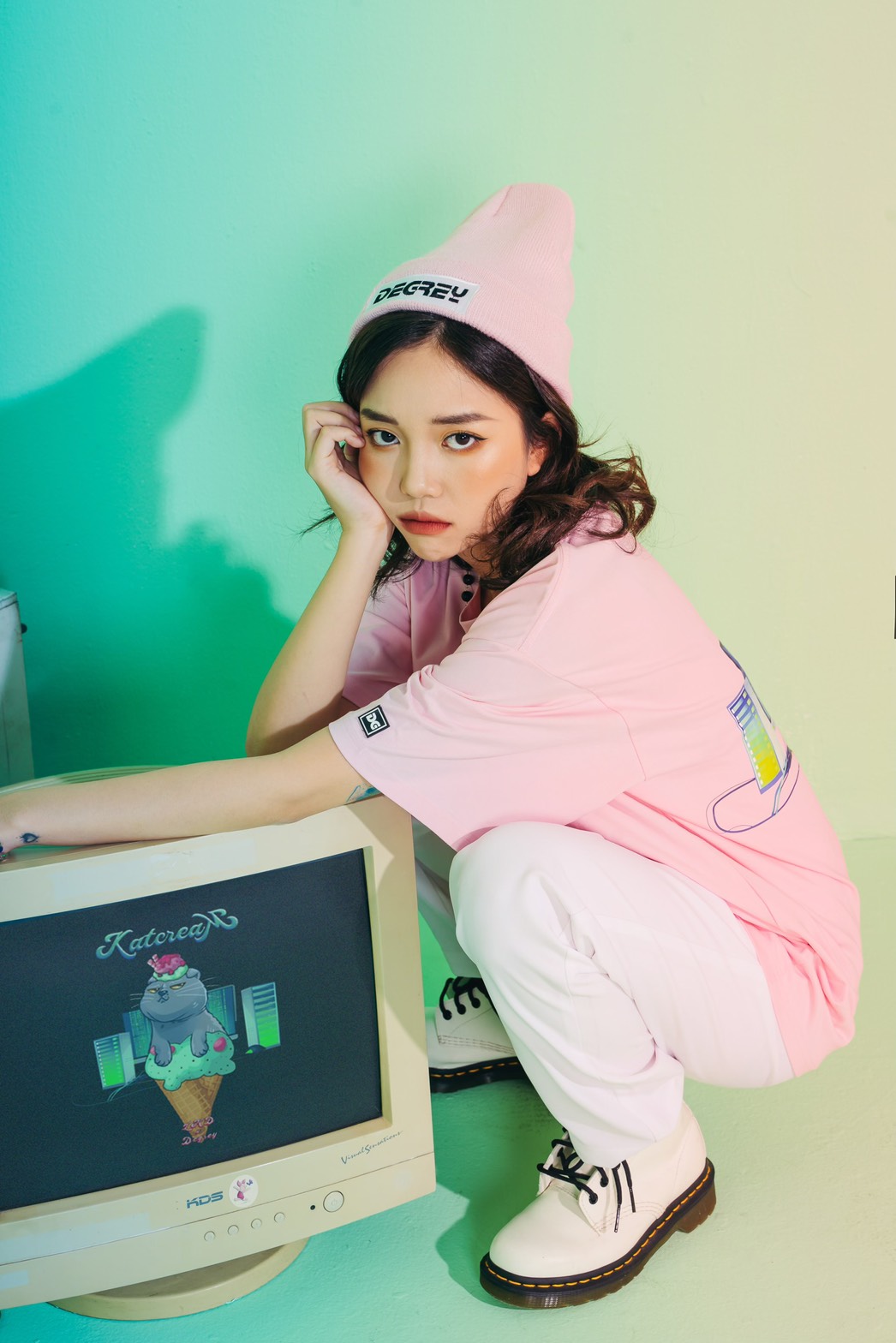 Linh Ngọc Đàm là ai? Nữ streamer xinh đẹp, cool ngầu sở hữu tình trường phức tạp - Ảnh 3