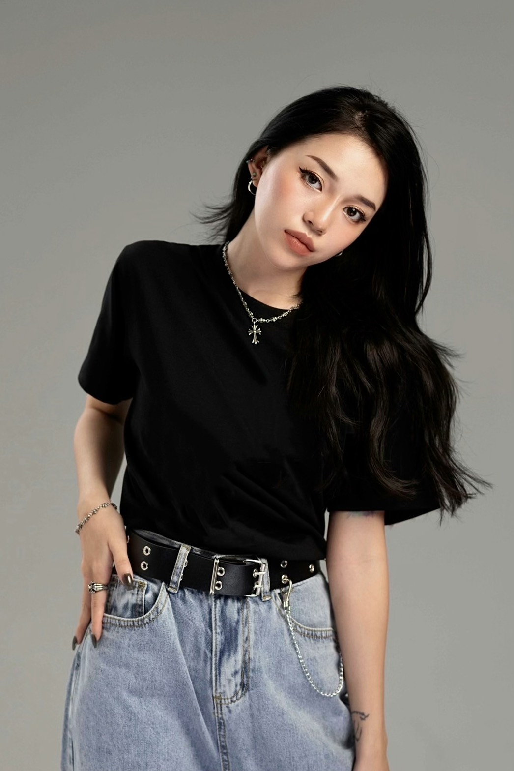 Linh Ngọc Đàm là ai? Nữ streamer xinh đẹp, cool ngầu sở hữu tình trường phức tạp - Ảnh 4