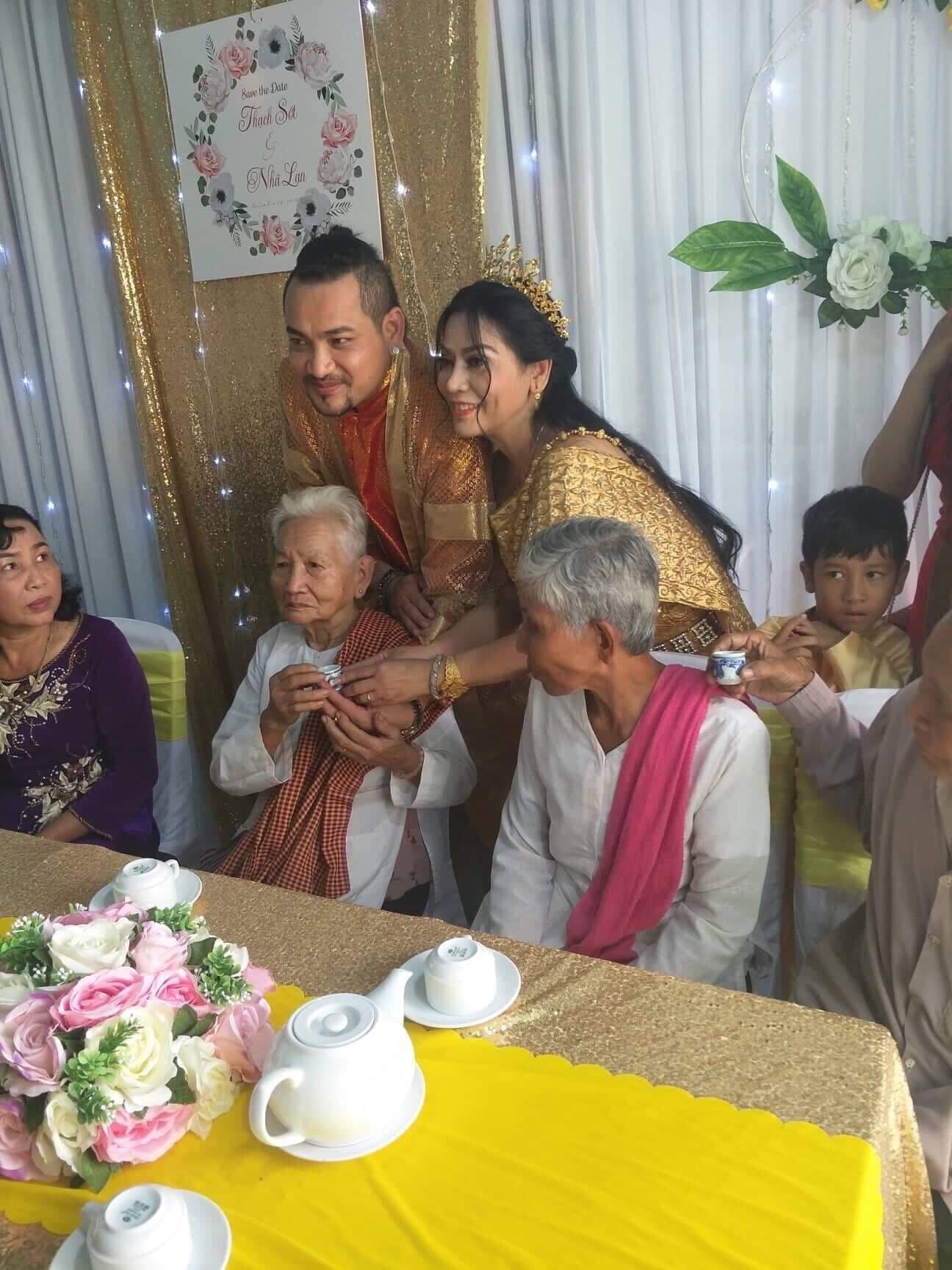 Quán quân một cuộc thi âm nhạc chính thức xuất gia sau 1 năm ly hôn vợ Hoa hậu - Ảnh 2