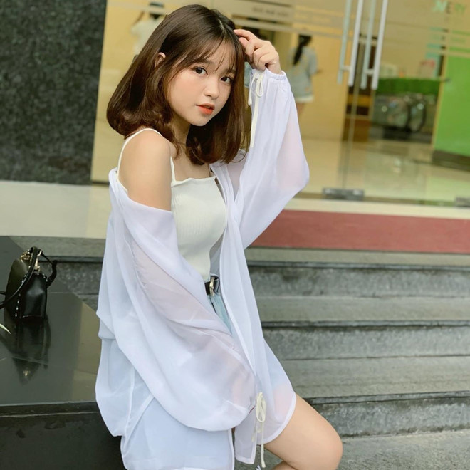 Quang Hải là ai? Cầu thủ 9x tài năng của làng bóng đá Việt, sở hữu danh sách bạn gái toàn hot girl - Ảnh 1