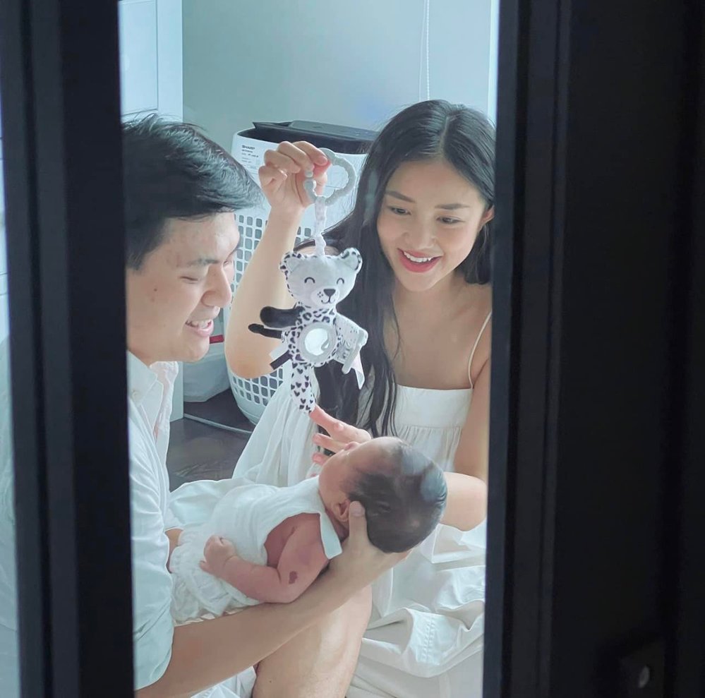 Chi Pu chi gần 9 triệu mua nôi rung tặng cho con gái đầu lòng của bạn thân Salim - Ảnh 4