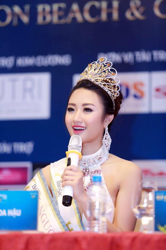 Hoa hậu Thu Ngân là ai? Hoa hậu Bản sắc Việt toàn cầu 2016 ly hôn chồng đại gia hơn 19 tuổi - Ảnh 12