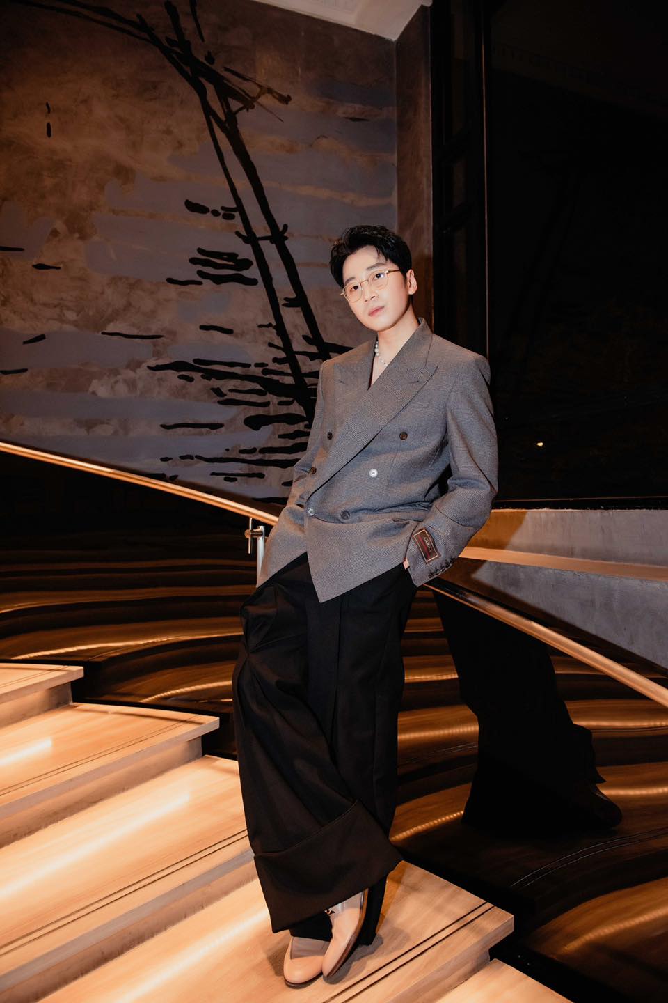 Karik là ai? Rapper tài năng của làng Underground, HLV Rap Việt, hẹn hò toàn hot girl - Ảnh 14