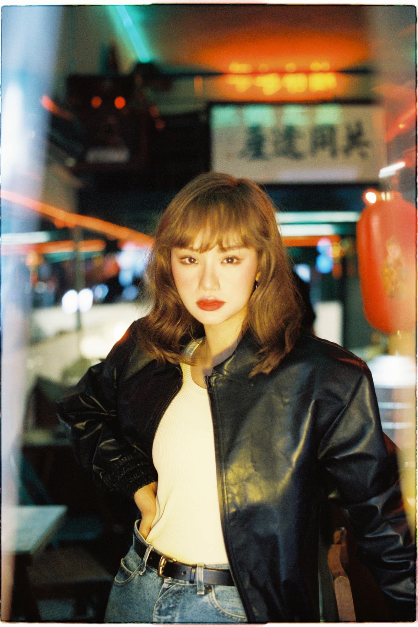 Miu Lê là ai? Nữ nghệ sĩ đa tài, cá tính của Vbiz, vướng tin đồn hẹn hò với Karik - Ảnh 10