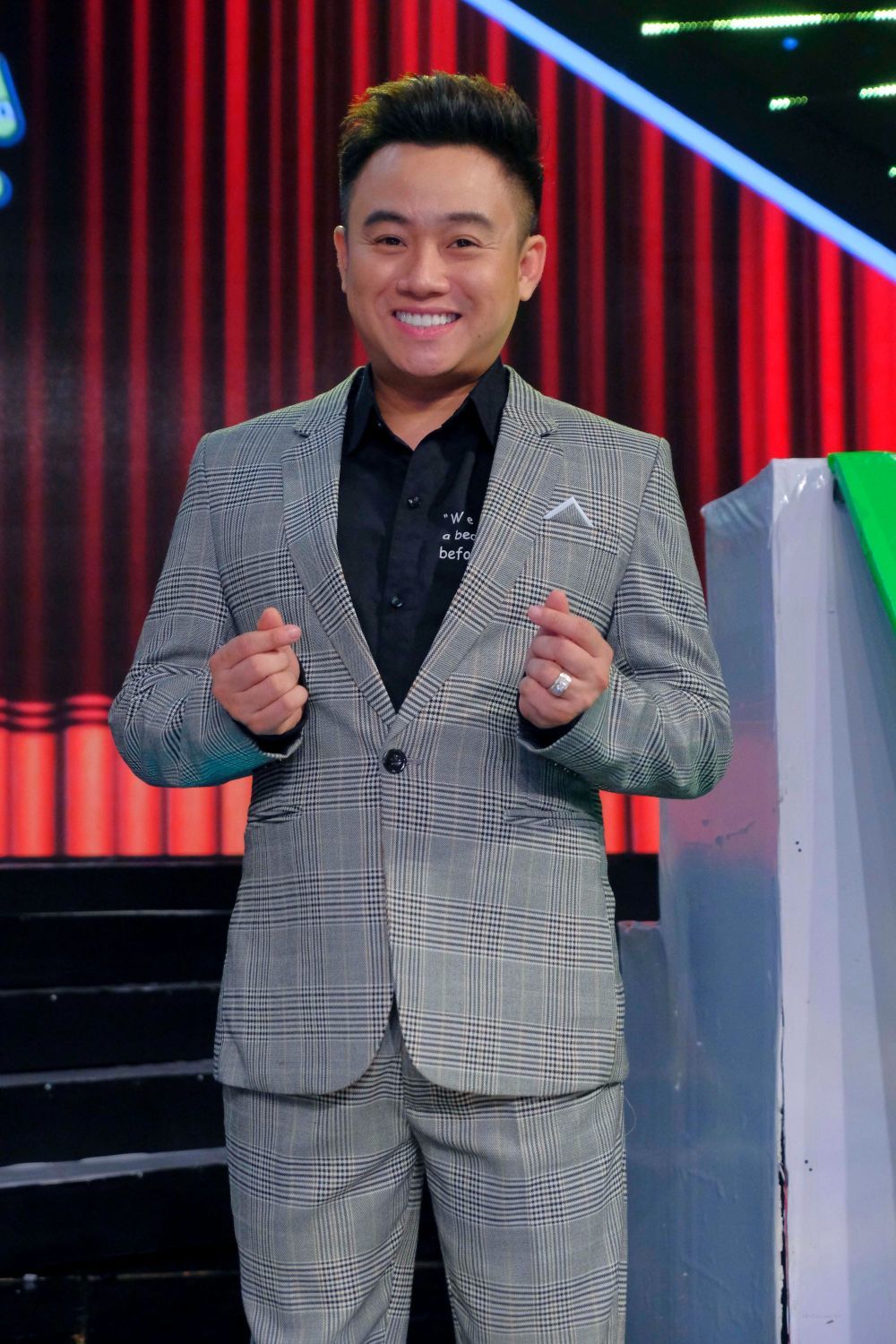 Diễn viên hài Hữu Tín bị bắt quả tang sử dụng ma túy trong căn hộ ở TP.HCM - Ảnh 1