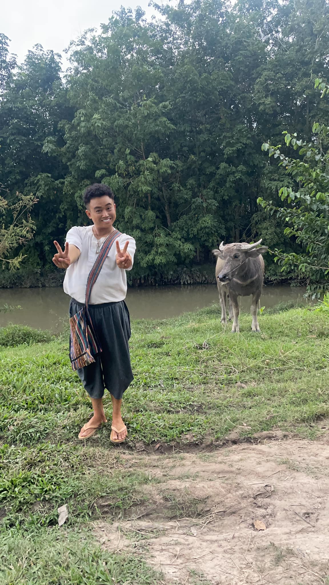 Diễn viên hài Hữu Tín bị bắt quả tang sử dụng ma túy trong căn hộ ở TP.HCM - Ảnh 1