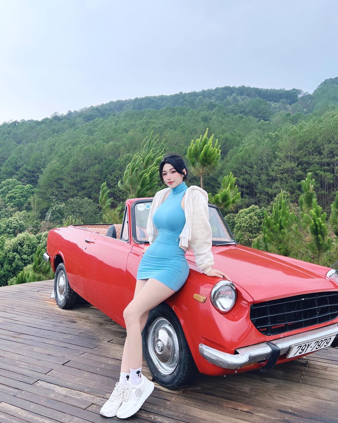 Ngắm nhan sắc của 