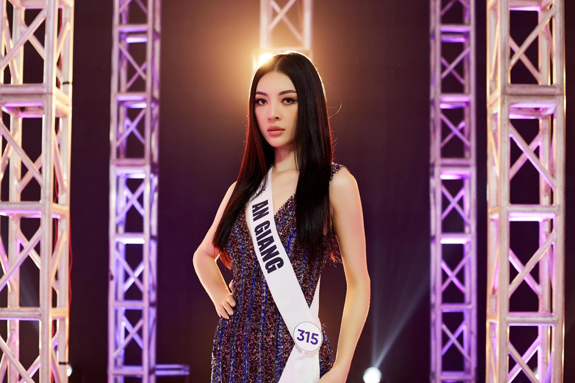 Ngắm nhan sắc Top 41 Hoa hậu Hoàn vũ Việt Nam 2022 - Ảnh 1