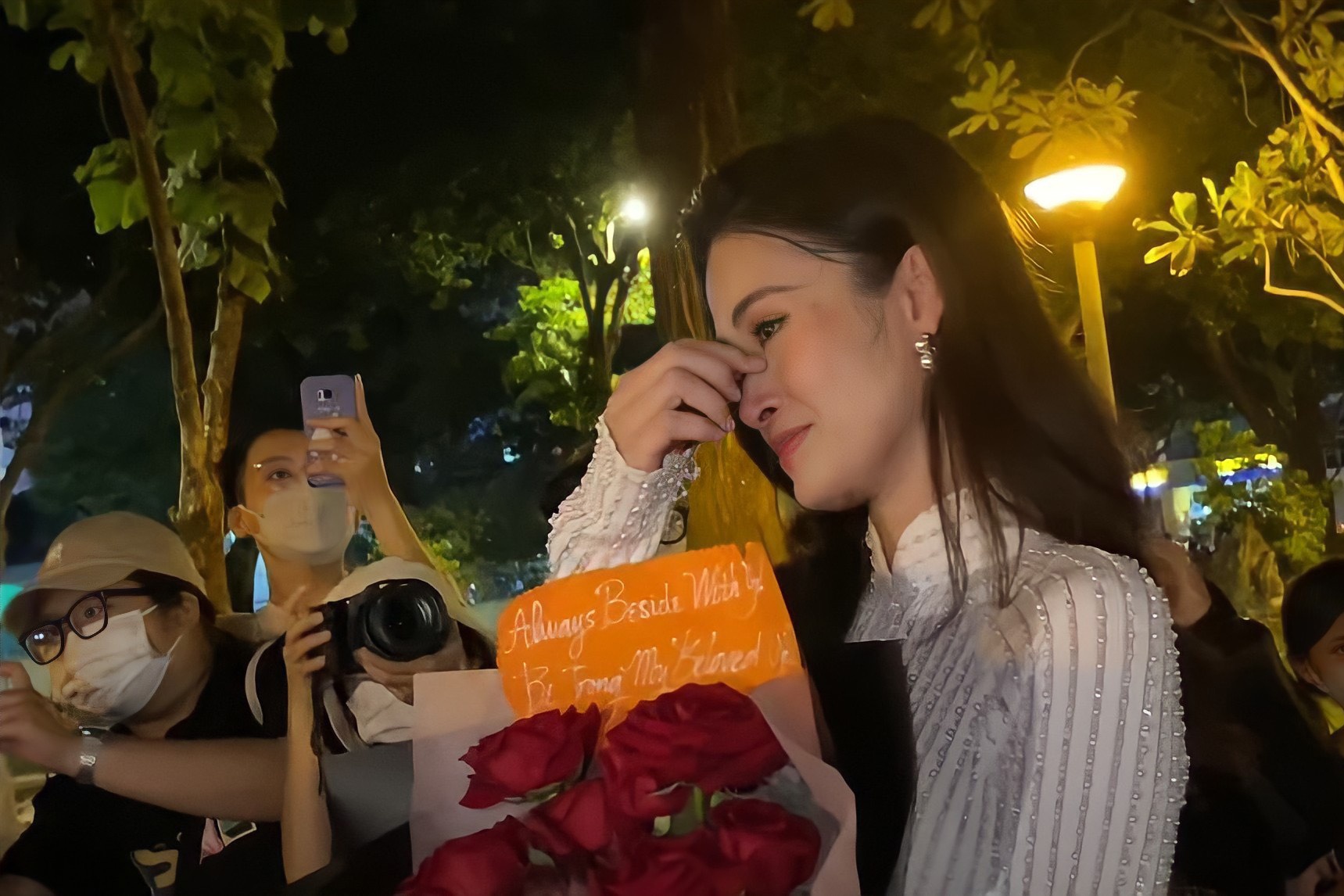 Nghi vấn Đông Nhi xóa bài xin lỗi fan sau ồn ào - Ảnh 4