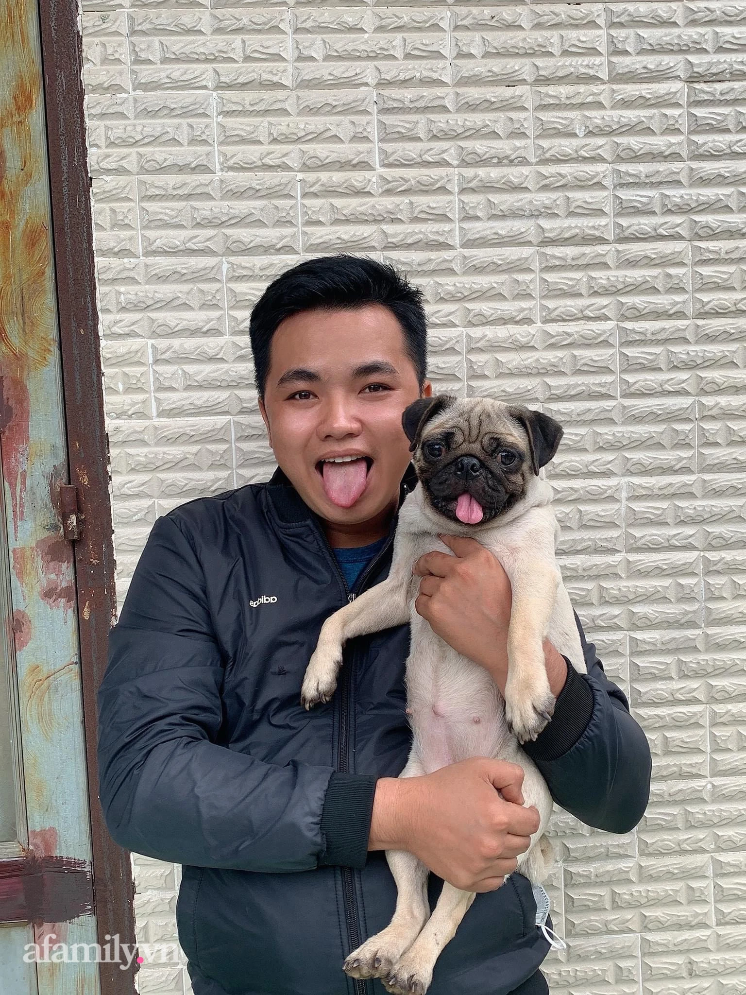 Kiên Review là ai? Hot Tiktoker nổi tiếng trên MXH nhờ vạch trần loạt hàng kém chất lượng   - Ảnh 1