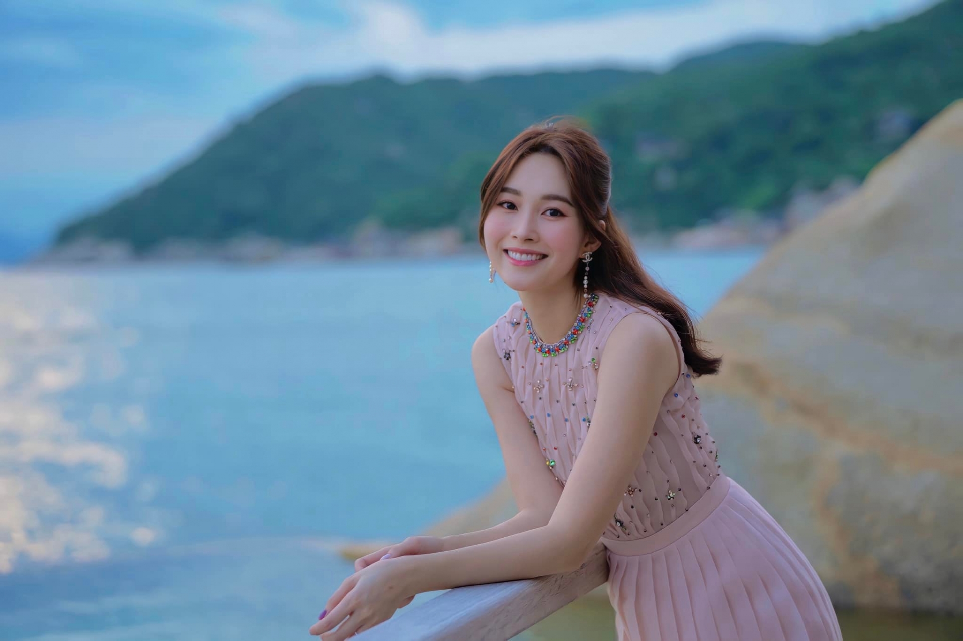 Hiếm hoi mới lên sóng, Hoa hậu Đặng Thu Thảo khoe nhan sắc khiến Kỳ Duyên phải khen nức nở - Ảnh 3