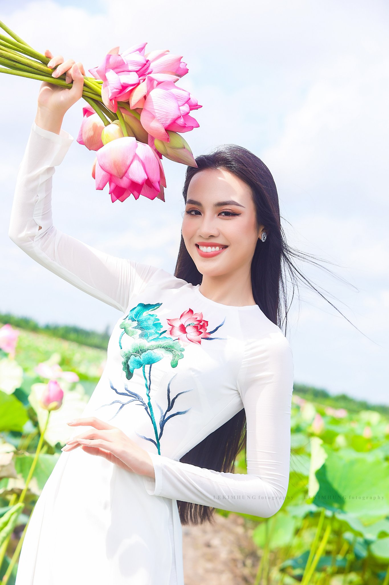 Huỳnh Phạm Thủy Tiên là ai? Từ cô gái nặng 90kg trở thành Á hậu 2 Hoa hậu Hoàn vũ Việt Nam - Ảnh 12