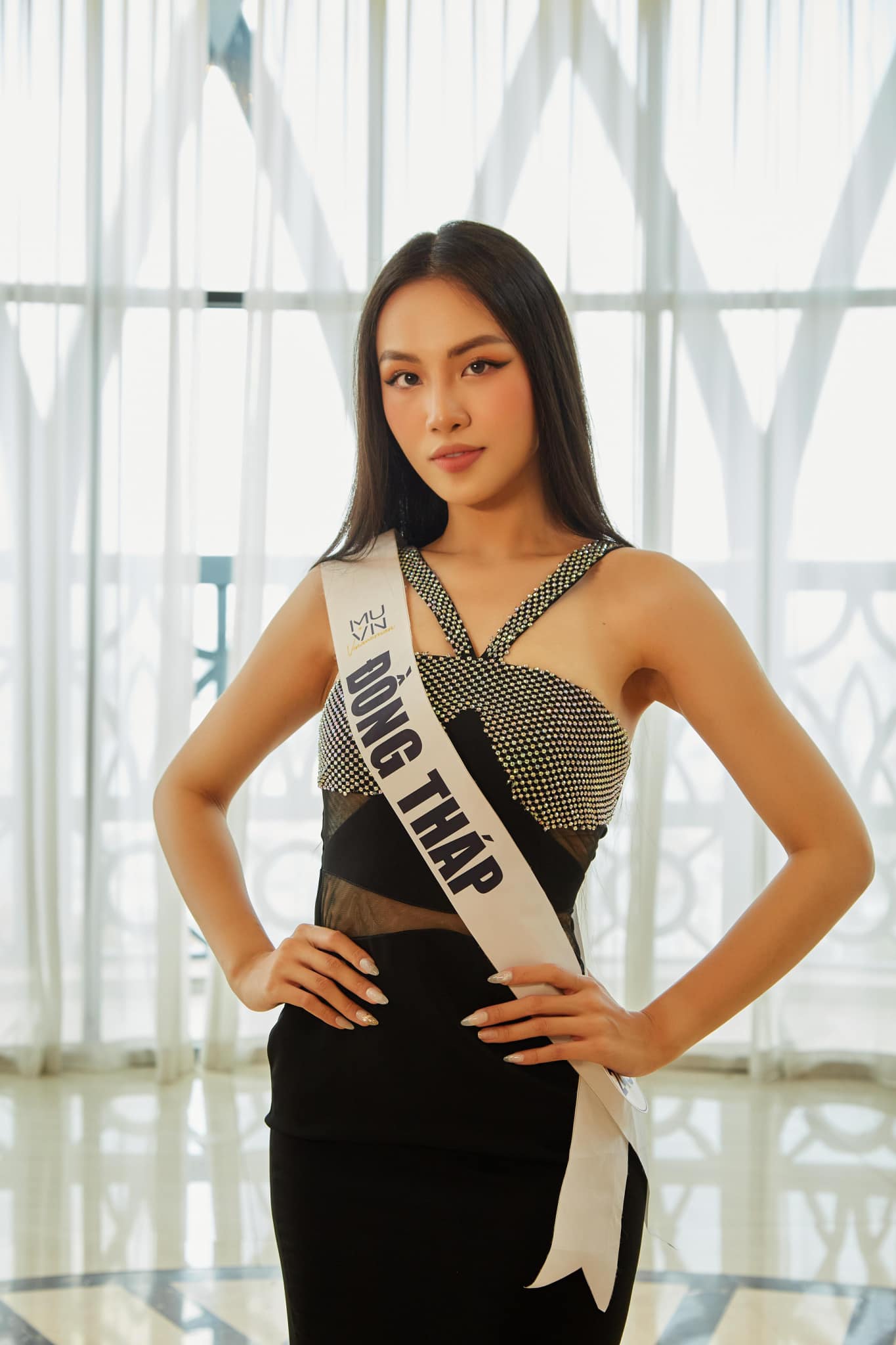 Huỳnh Phạm Thủy Tiên là ai? Từ cô gái nặng 90kg trở thành Á hậu 2 Hoa hậu Hoàn vũ Việt Nam - Ảnh 9