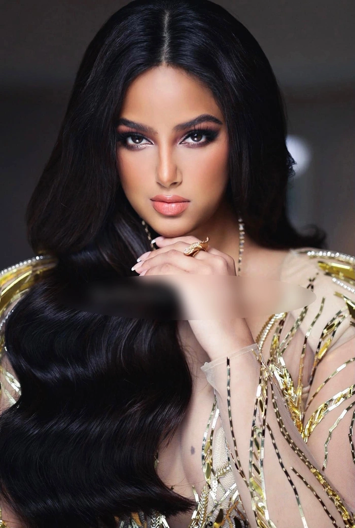 Miss Universe 2021 Harnaaz Sandhu bị chê 