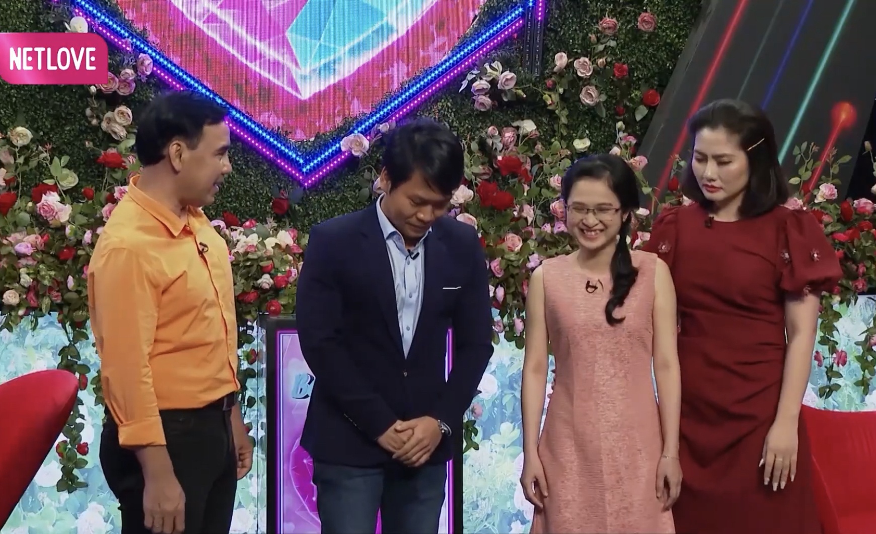 Giám đốc U40 khiến MC Quyền Linh bực mình vì lên show hẹn hò mà 