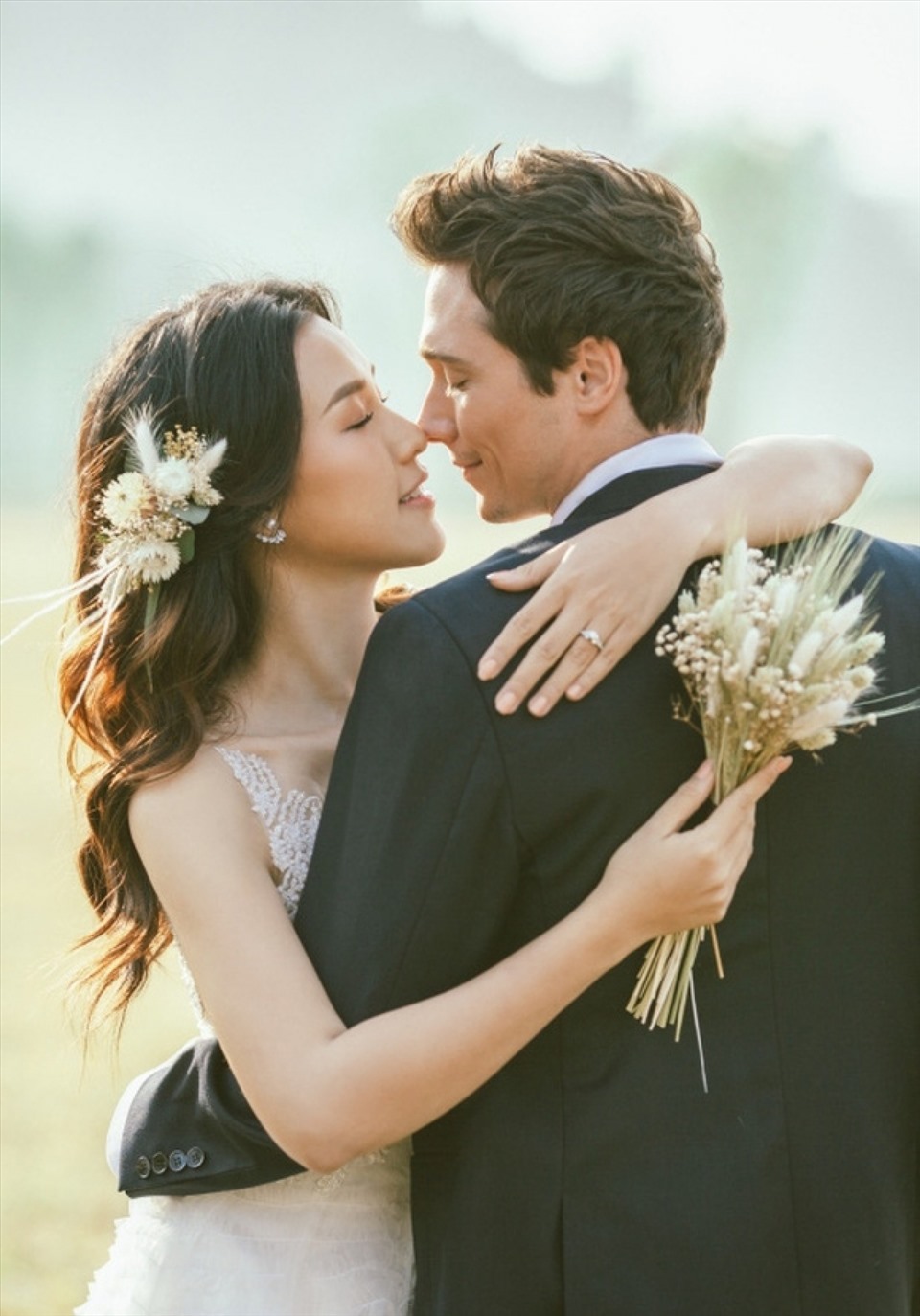 Chồng cũ MC Hoàng Anh vướng tin đồn có 