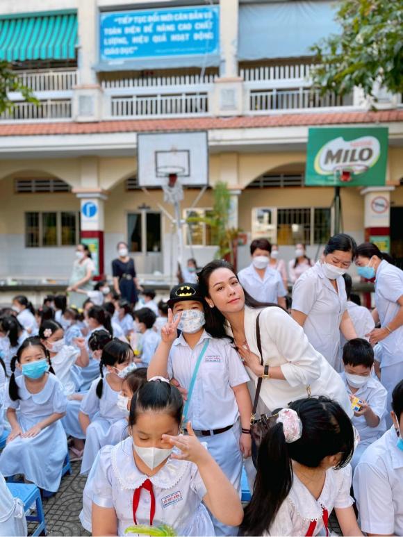 Nhật Kim Anh chụp ảnh thân thiết cùng chồng cũ sau nhiều năm đấu tố tranh giành quyền nuôi con - Ảnh 3