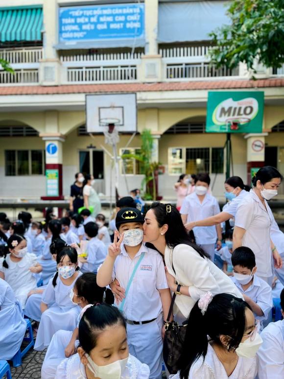 Nhật Kim Anh chụp ảnh thân thiết cùng chồng cũ sau nhiều năm đấu tố tranh giành quyền nuôi con - Ảnh 4