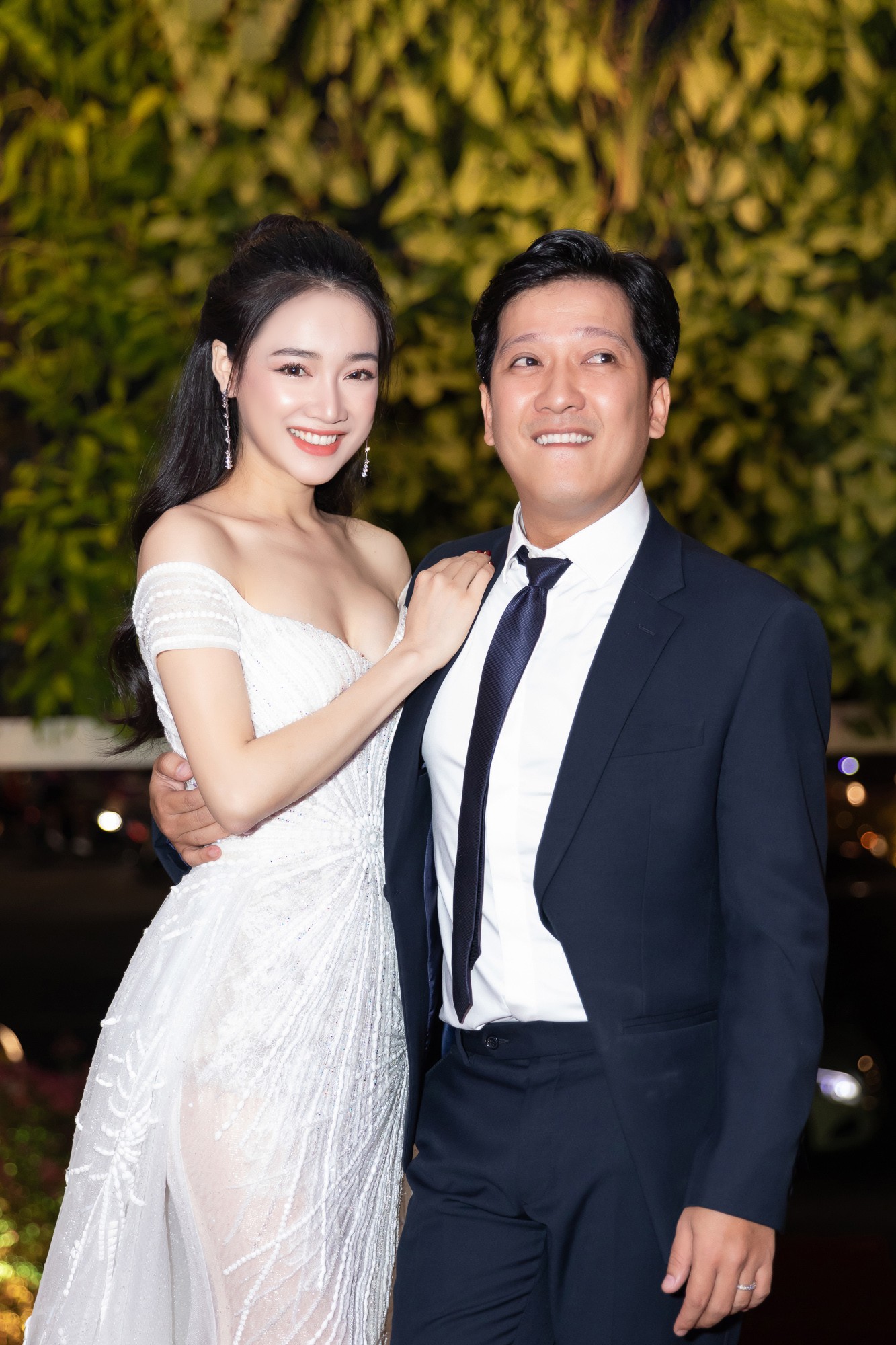 Nhã Phương được Trường Giang cho đứng tên toàn bộ tài sản chung và đất đai của gia đình - Ảnh 1