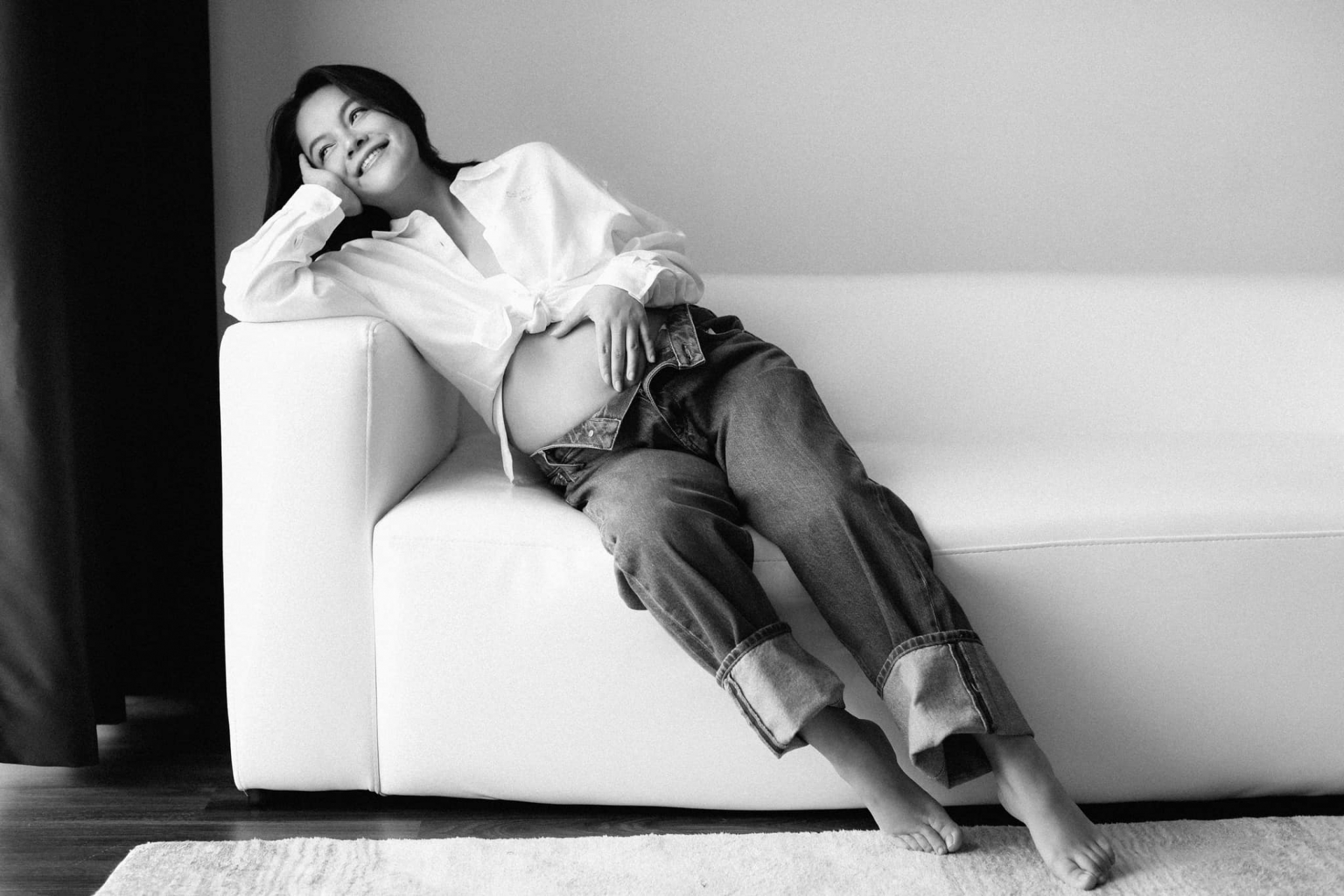 Phạm Quỳnh Anh xả kho ảnh bầu vượt mặt trước thềm sinh nở - Ảnh 2