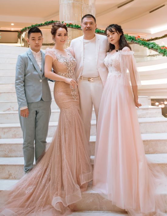 Ái nữ 19 tuổi của Mai Thu Huyền nhận học bổng của một trong 8 trường thời trang danh giá nước Mỹ - Ảnh 1