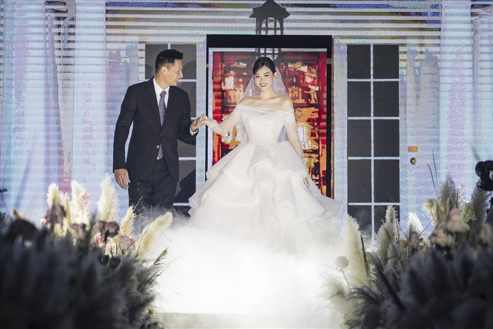 Gia thế của loạt chồng đại gia của các Hoa Á hậu Việt - Ảnh 2