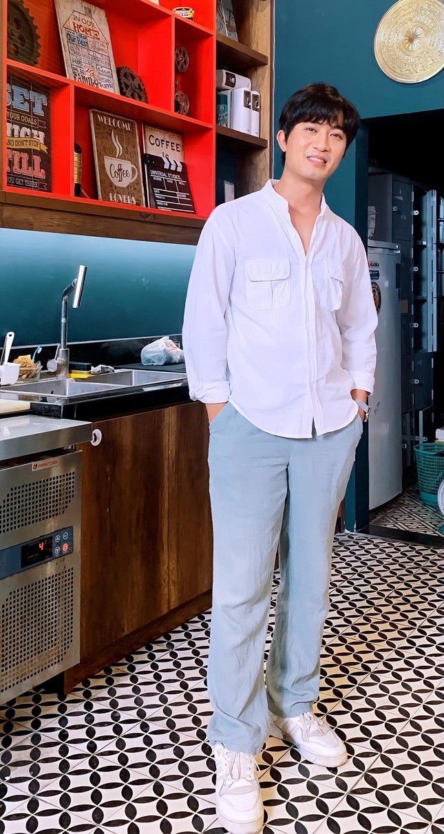 Doãn Quốc Đam: Nam thần VTV chuyên đóng vai 