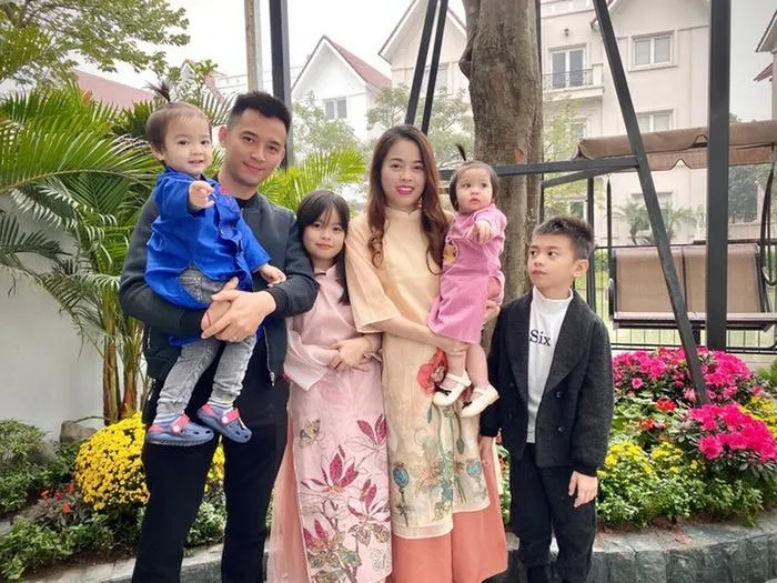 Ông xã Hằng Túi tự 