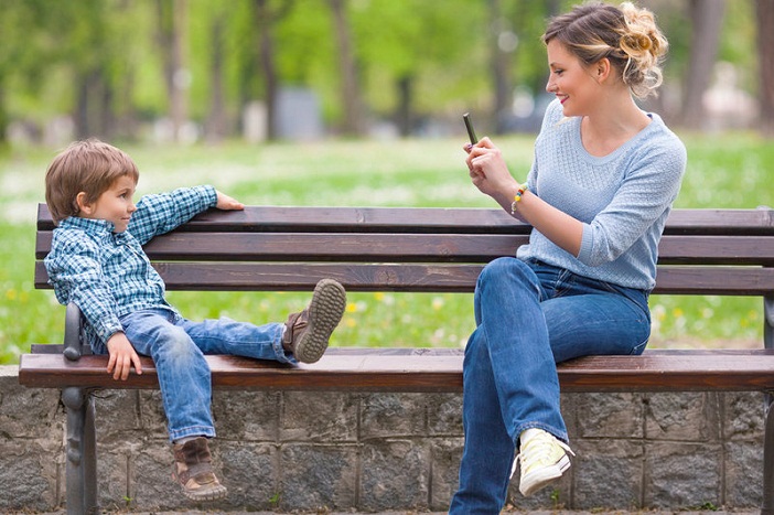 Con cái có quyền từ chối bố mẹ tự ý đăng hình ảnh riêng tư lên mạng - Ảnh 2