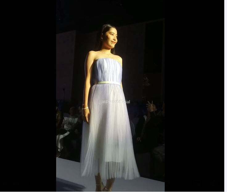 Fan tranh cãi trước màn catwalk của Nam Em trước thềm chung kết Miss World Vietnam 2022 - Ảnh 7