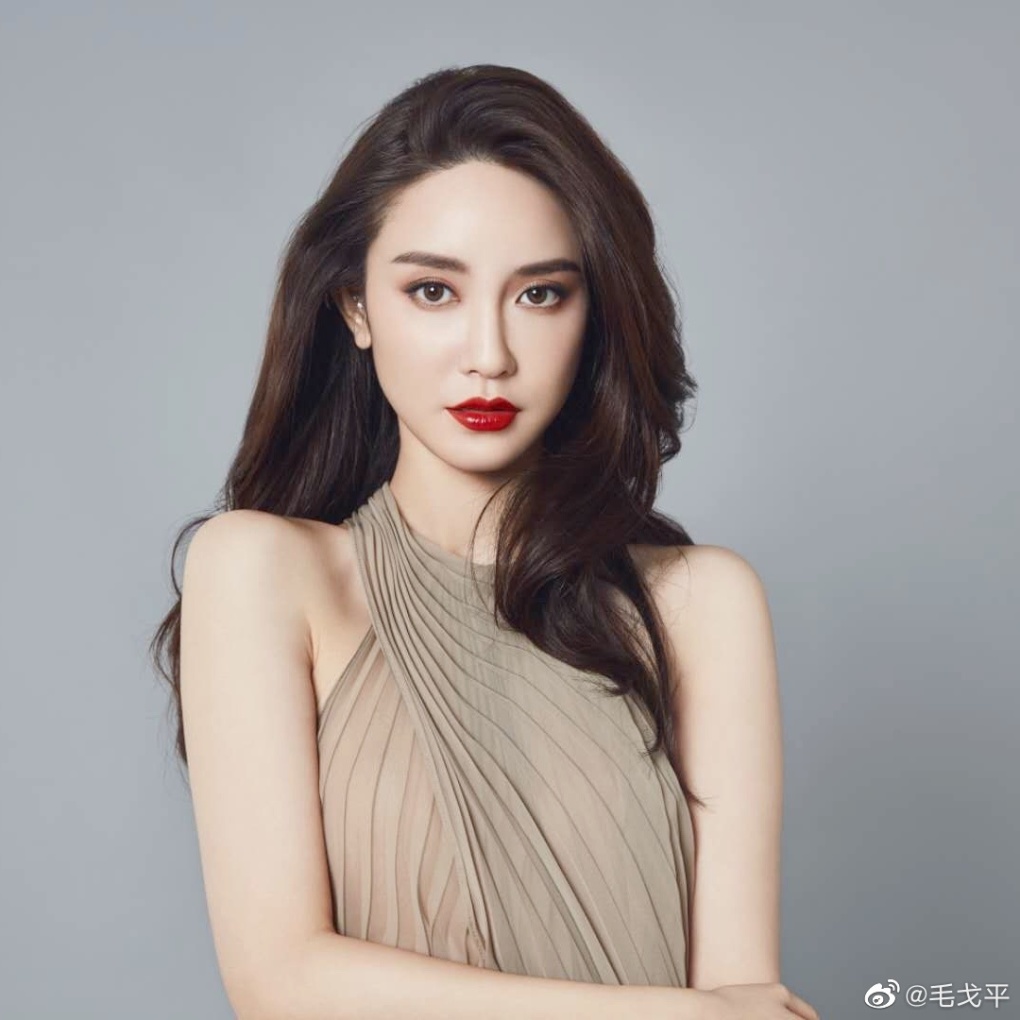 Trương Đại Dịch nghi có bạn trai mới giữa tin đồn kết hôn với cựu chủ tịch Taobao - Ảnh 2