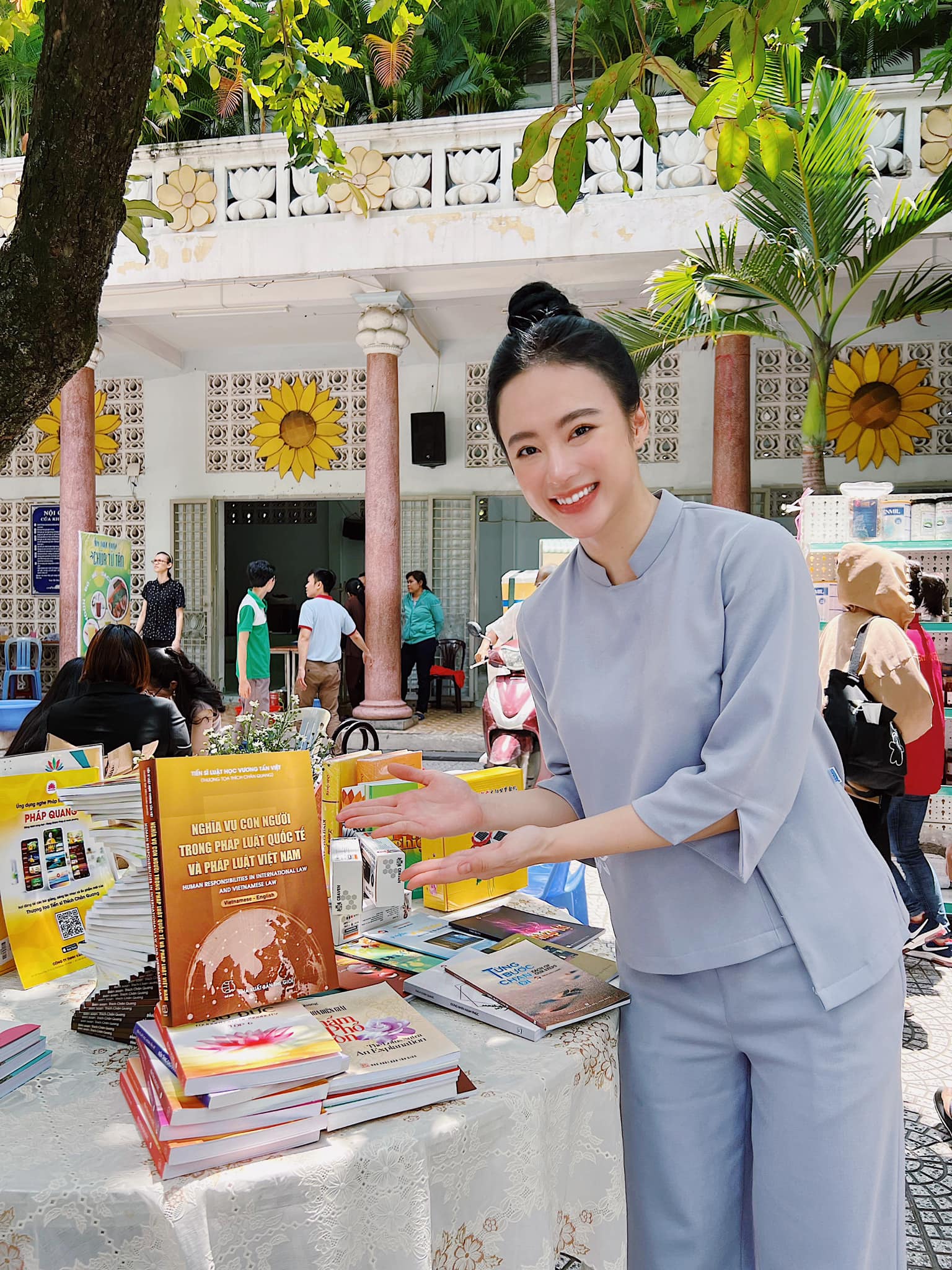 Angela Phương Trinh lên án chuyện ăn mặc hở hang, netizen phản pháo: 