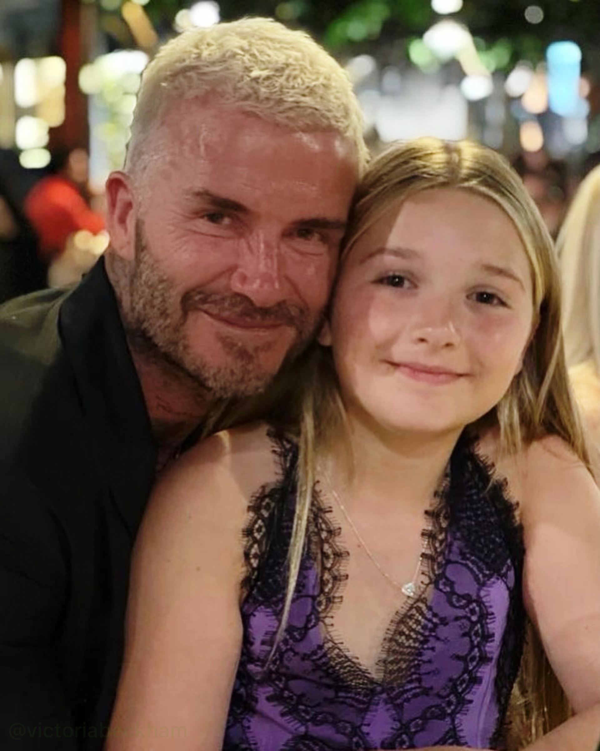 Con gái út nhà David Beckham thân mật với bố trong kỳ nghỉ, khoe vóc dáng phổng phao ở tuổi 11 - Ảnh 2