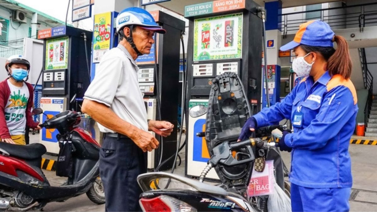 Giá xăng sẽ giảm mạnh còn 26.000 đồng vào ngày 21/7?