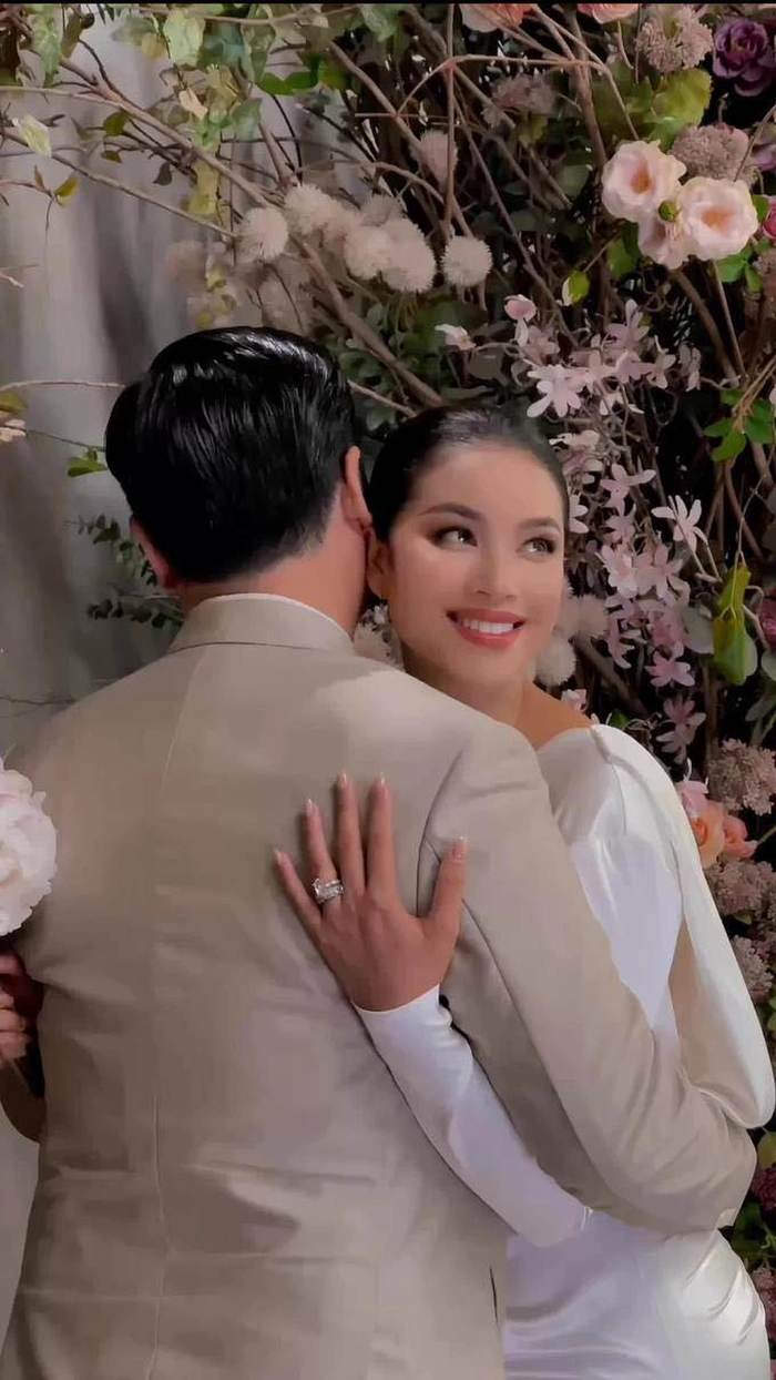 Chồng của Hoa hậu Phạm Hương là ai? CEO sở hữu tài sản khủng tại Mỹ - Ảnh 3