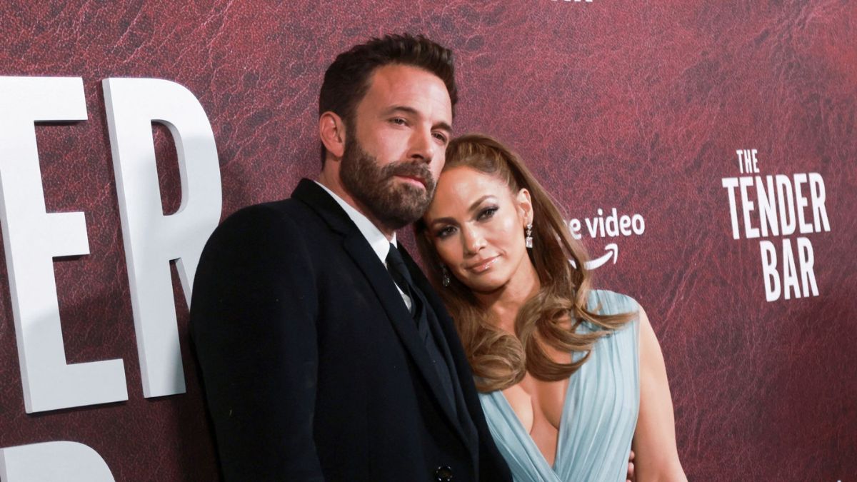 Jennifer Lopez và Ben Affleck chính thức kết hôn sau 20 năm tan hợp