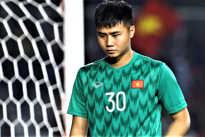Nguyễn Văn Toản là ai? Chàng thủ môn cao 1m87, nhận thưởng 100 triệu sau kì thi đấu tại SEA Game 31 - Ảnh 1