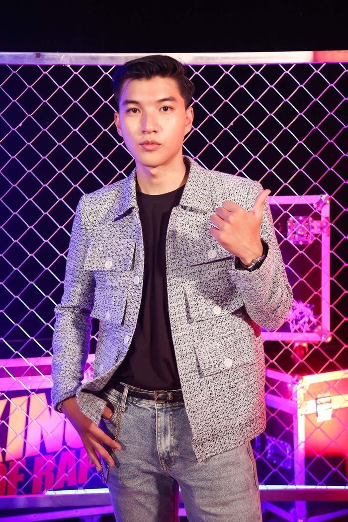 Rộ tin Lý Nhã Kỳ bí mật hẹn hò với rapper kém kém 17 tuổi HIEUTHUHAI  - Ảnh 1